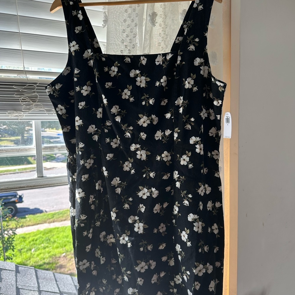 Old Navy Black Floral Midi Dress